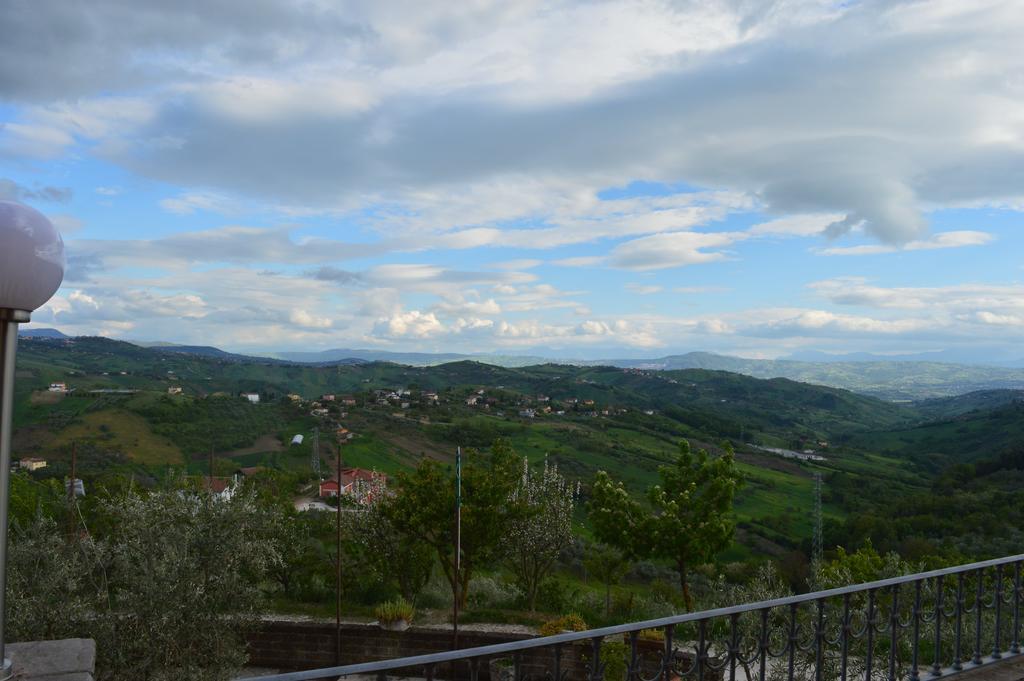 Villa Tre Colli Agri B&B Ariano Irpino Exteriör bild
