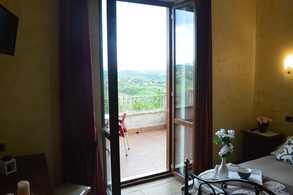Villa Tre Colli Agri B&B Ariano Irpino Exteriör bild