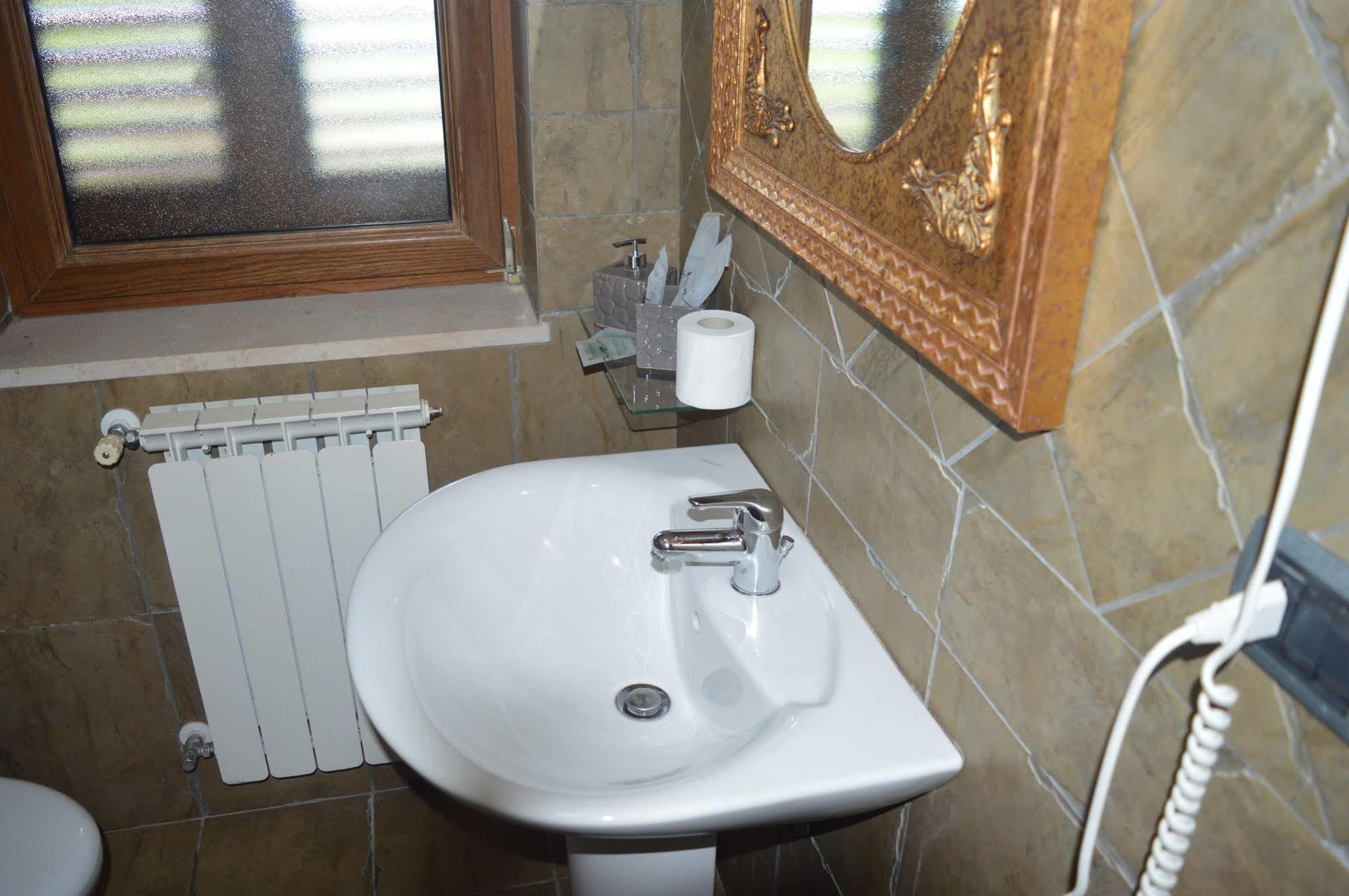 Villa Tre Colli Agri B&B Ariano Irpino Exteriör bild